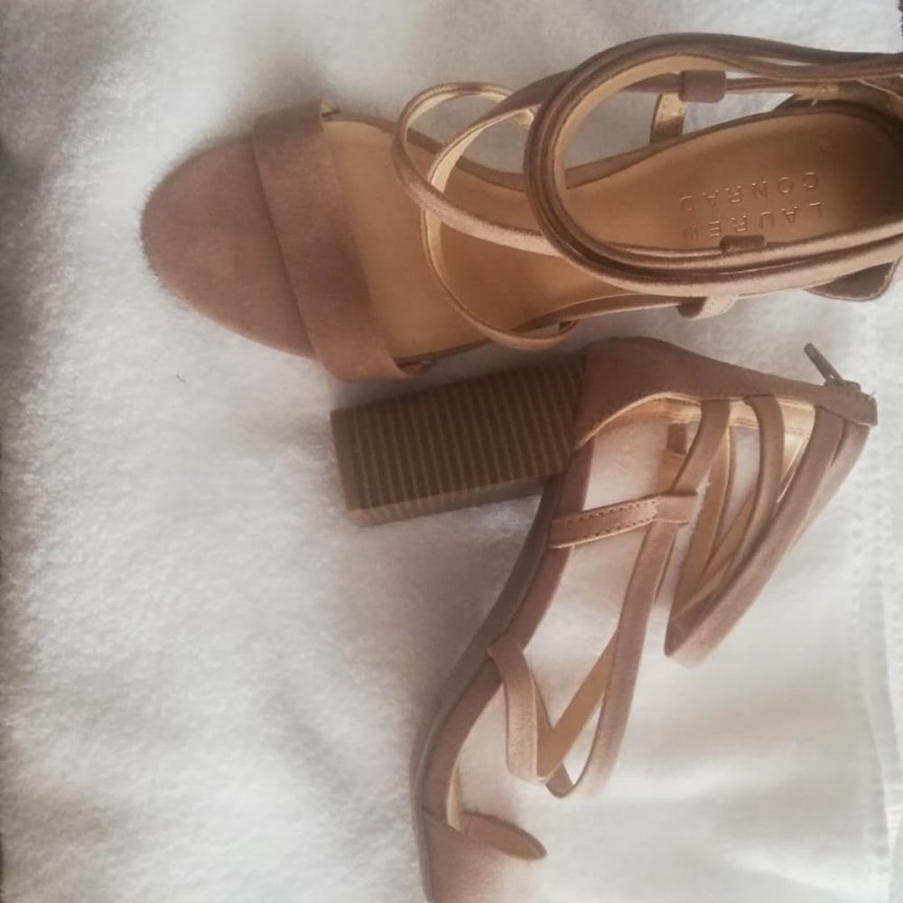 Shoes - Picture 2 of 5